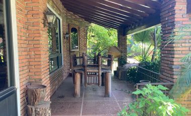 Casa sola en venta en Los Limoneros, Cuernavaca, Morelos