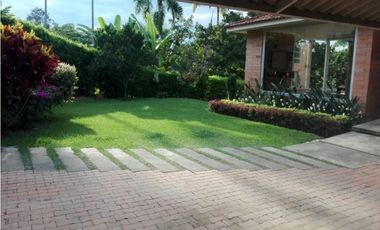 VENTA CASA CAMPESTRE SECTOR PUEBLITO CAFETERO