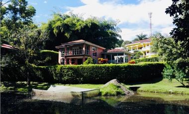VENTA CASA CAMPESTRE SECTOR PUEBLITO CAFETERO
