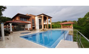 RENTA HERMOSA CASA CAMPESTRE CERRITOS