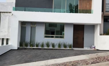 CASA EN VENTA EN VISTAS ALTOZANO, MORELIA