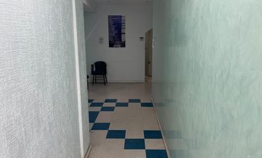 - SE RENTA ESPACIO PARA CONSULTORIOS EN EXCELENTE UBICACION.