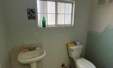 - SE RENTA ESPACIO PARA CONSULTORIOS EN EXCELENTE UBICACION.