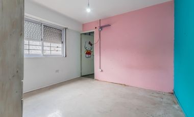 PH 4 AMBIENTES AL FRENTE CON PATIO, TERRAZA Y DOS COCHERAS RAMOS MEJÍA