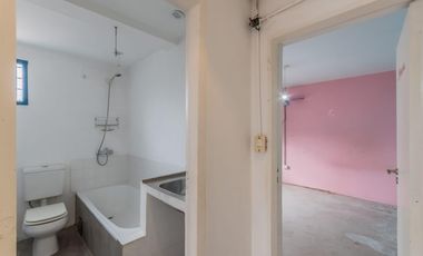 PH 4 AMBIENTES AL FRENTE CON PATIO, TERRAZA Y DOS COCHERAS RAMOS MEJÍA