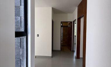 Casa de 4 Recámaras Zona Norte Residencial Colima ZENTRALIA Coto Privado