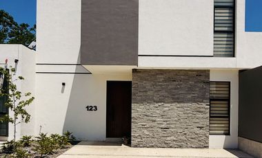Casa en Venta 3 Recámaras (1 PB) Norte Residencial Colima Zentralia Coto Privado