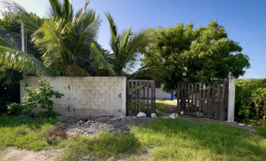 CASA EN VENTA EN SEGUNDA FILA DE LAS PLAYAS DE SISAL, YUCATÁN.