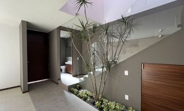 Casa en venta Altozano, coto privado con vigilancia y áreas verdes arboladas