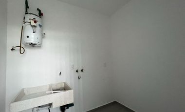 CASA EN PREVENTA FRACC LOMALTA, TRES MARÍAS Casa club, gimnasio, canchas, juegos