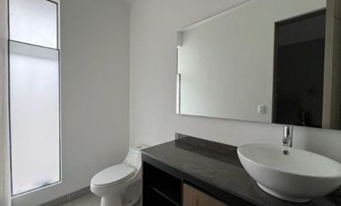 CASA EN PREVENTA FRACC LOMALTA, TRES MARÍAS Casa club, gimnasio, canchas, juegos