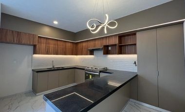 Casa en venta Altozano, Fracc. privado con vigilancia y áreas verdes, recámara e