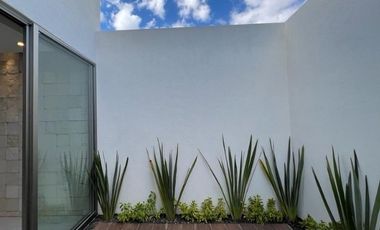 Casa en venta Altozano, Fracc. privado con vigilancia y áreas verdes, recámara e