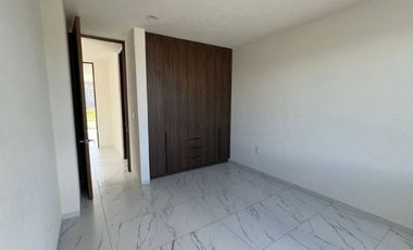 Casa en venta Altozano, Fracc. privado con vigilancia y áreas verdes, recámara e