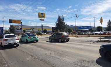 TERRENO COMERCIAL SOBRE PERIFÉRICO,EN ESQUINA EXCELENTE UBICACIÓN COMERCIAL