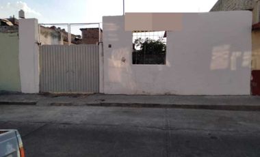 SE RENTA TERRENO CON MUY BUENA UBICACIÓN, AFLUENCIA VEHICULAR Y PEATONAL.