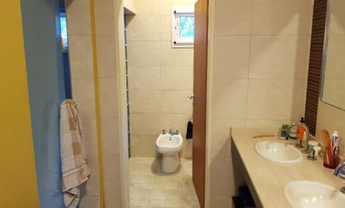 Casa en alquiler - 4 Dormitorios 3 Baños - Cochera - 836Mts2 - Arturo Seguí