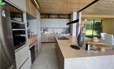 CASA EN VENTA EN EL POBLADO LOS BALSOS
