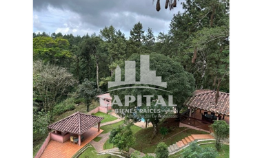 Hotel Boutique en Venta Cerca del Lago de Cerro Azul en Panamá.