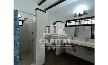 Hotel Boutique en Venta Cerca del Lago de Cerro Azul en Panamá.