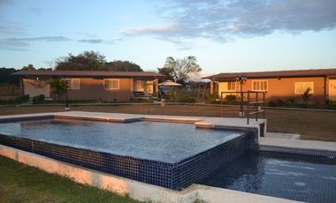 VENTA DE CASA CON AMOBLADA EN PENONOME COCLE cv