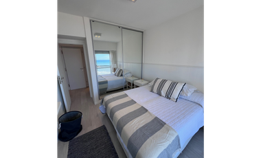 Departamento 2 amb con cochera. Zona Varese