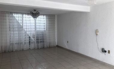 Casa en renta en Cumbres del Valle