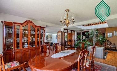 CASA EN VENTA EN BOSQUES DE LAS LOMAS