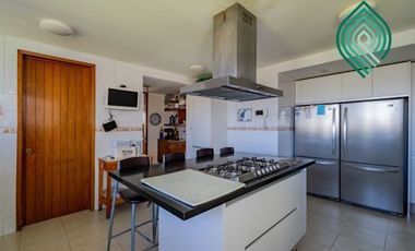 CASA EN VENTA EN BOSQUES DE LAS LOMAS