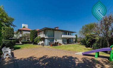 CASA EN VENTA EN BOSQUES DE LAS LOMAS