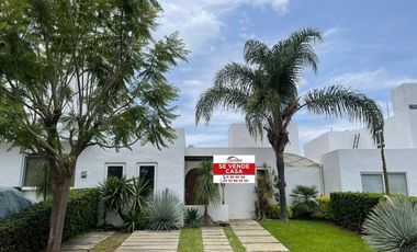 EN VENTA CASA DE UNA PLANTA EN BOSQUES TRES MARIAS