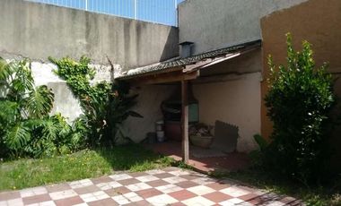 Casa en venta en Lanus Oeste