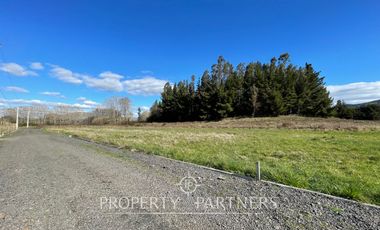 Se vende terreno de 6.062 m2 aproximados, dentro de condominio ubicado en Pumalal a 8 km aprox de carretera