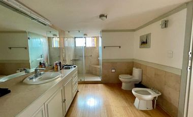 VENDO CASA EN LOMAS DE TECAMACHALCO