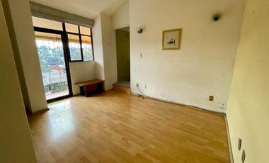 VENDO CASA EN LOMAS DE TECAMACHALCO