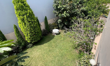 TERRENO RDB EN VENTA EN ESQUINA A PASOS DEL GOLF SAN ISIDRO