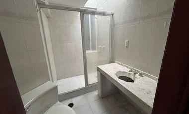 Casa en venta en Jardines de La Montaña