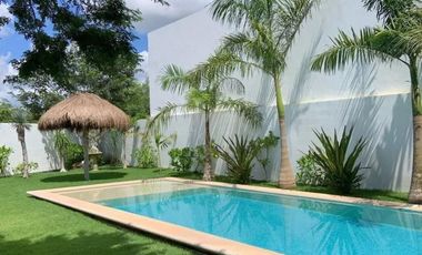Casa en Venta en Privada CHAACTUN, Chablekal con Paneles Solares