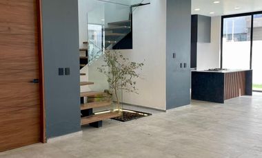 Casa  en Venta  Bosques Vallarta, Zapopan, Jal