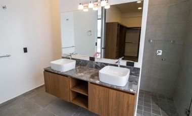Casa  en Venta  Bosques Vallarta, Zapopan, Jal