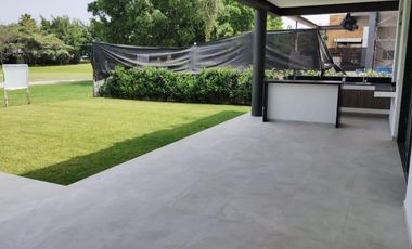 CASA EN PARAISO COUNTRY CLUB