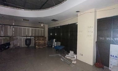 RENTA DE LOCAL  COMERCIAL  PLAZA VALLEJO