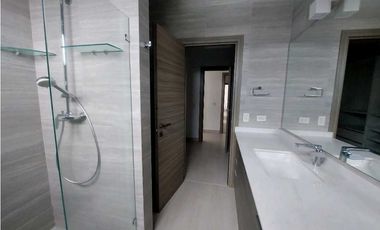 ALQUILER APARTAMENTO COSTA DEL ESTE 238MTS2 SEMIAMOBLADO