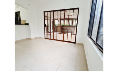 ALQUILO CASA REMODELADA EN PH VERSALLES -(4)