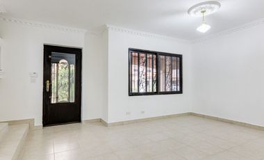 ALQUILO CASA REMODELADA EN PH VERSALLES -(4)