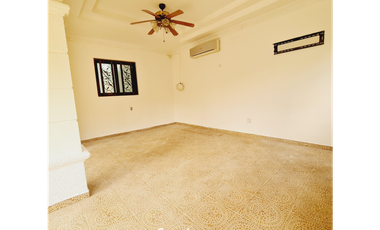 ALQUILO CASA REMODELADA EN PH VERSALLES -(4)