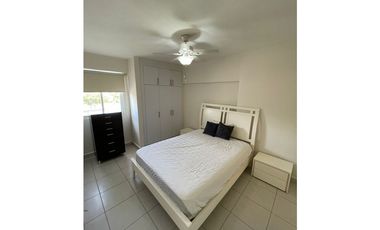 VENDO APARTAMENTO EN LA PLAYA