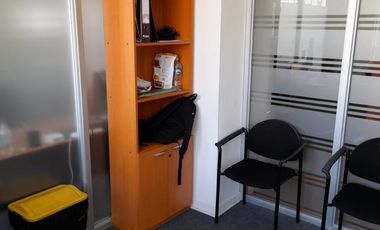Av. Del Valle Sur/Santa Clara - Oficina - Arriendo