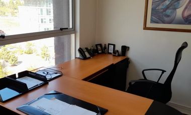 Av. Del Valle Sur/Santa Clara - Oficina - Arriendo