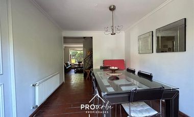 Casa en Arriendo en Amplia casa en el corazón de Vitacura. Alejandro Serani - La Llaveria. Colegio Sagrados Corazones de Manquehue